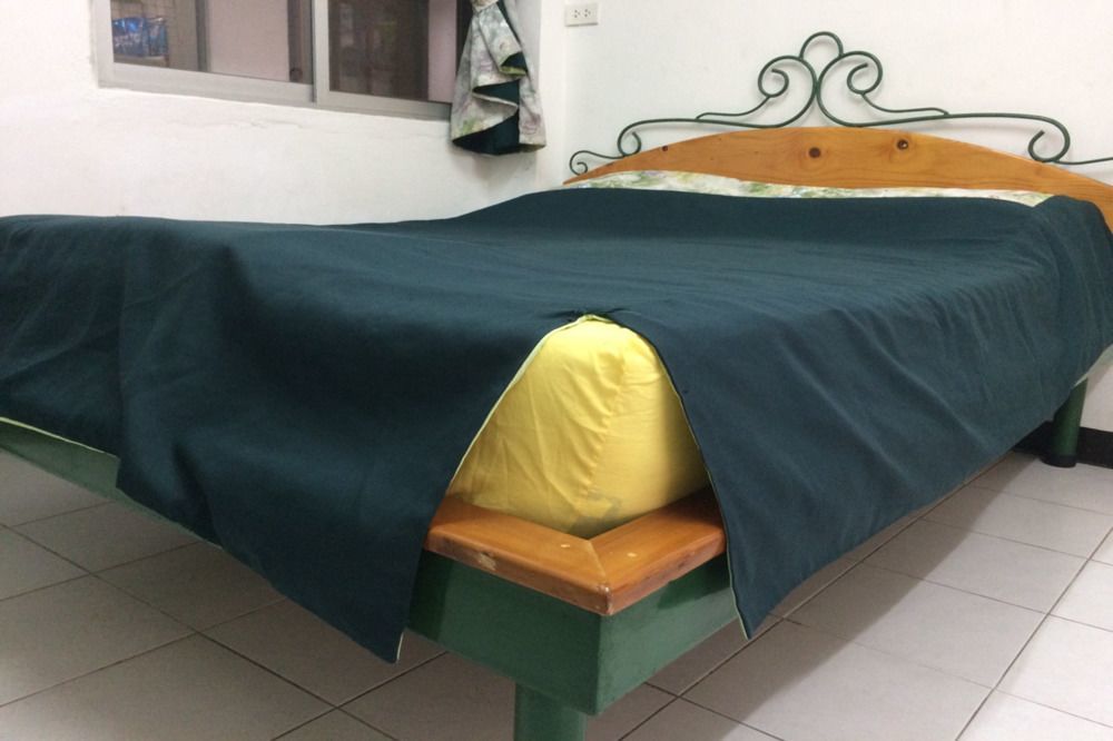 Baankhunmae Apartment Банкок Екстериор снимка